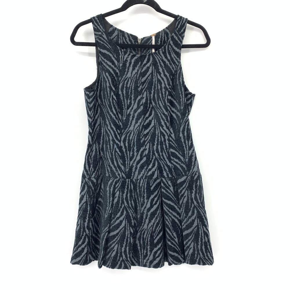 Free People Drop Waist Shift Dress Womens Size XS Gray Black Zebra Stripe Print